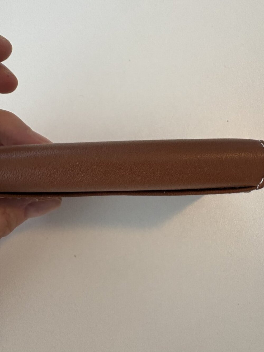 NEW Levenger Brown Leather Bifold Wallet - Contrast Stitch - Picture 7 of 8